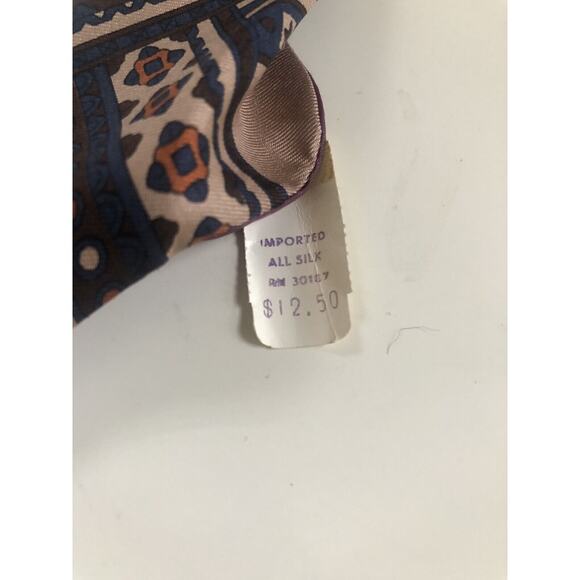 Jack Henry Men’s All Silk Necktie Geometric Tan & Black 58x4” Vintage Kansas - Picture 4 of 4